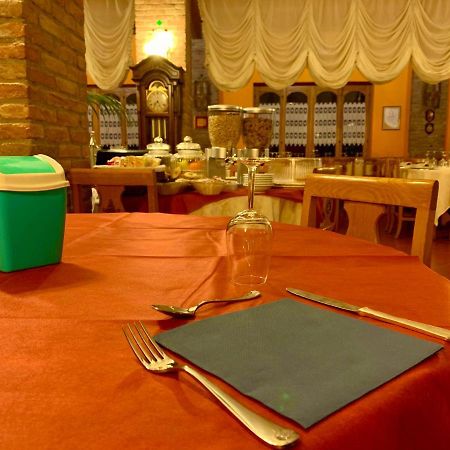 Willa Agriturismo Corte Montini Santa Giuletta Zewnętrze zdjęcie