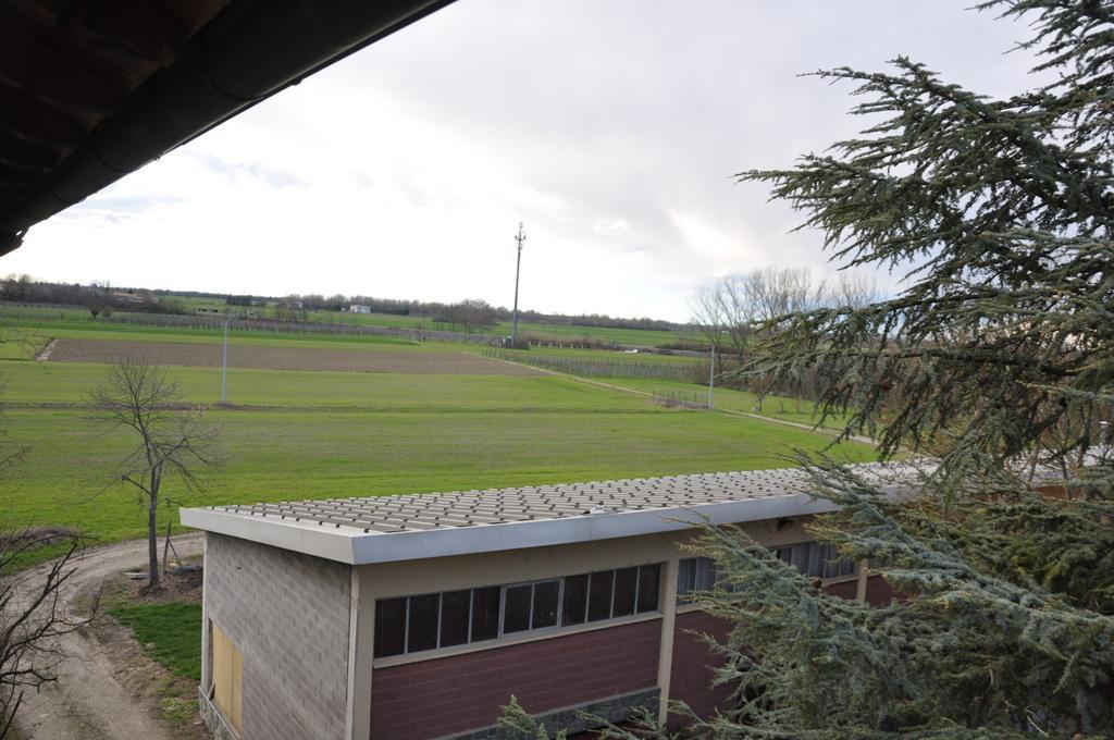 Willa Agriturismo Corte Montini Santa Giuletta Zewnętrze zdjęcie