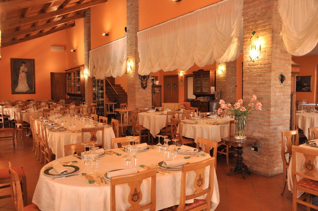 Willa Agriturismo Corte Montini Santa Giuletta Zewnętrze zdjęcie