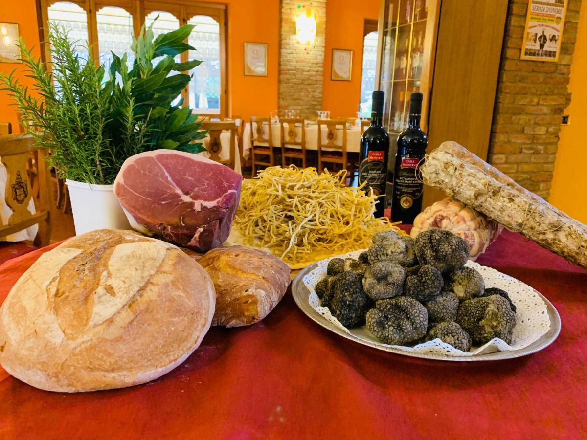 Willa Agriturismo Corte Montini Santa Giuletta Zewnętrze zdjęcie